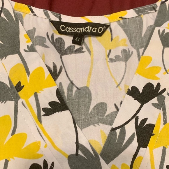 Scrub top - Picture 3 of 4